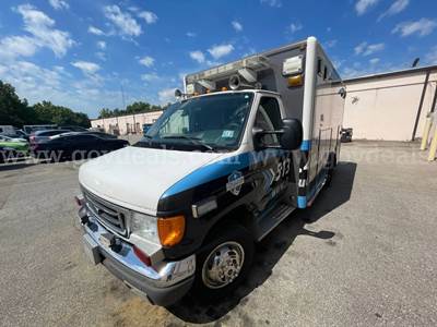 2007 Ford Econoline Ambulance