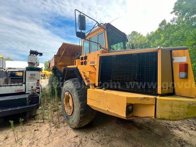 1999 Volvo A35C 6x6 Articulated Rear Dump Truck-Inoperable