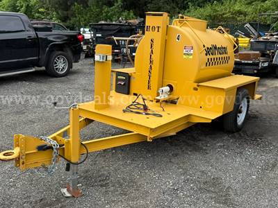 Seal Master TR 300 S/A Portable Heated Asphalt Distibutor