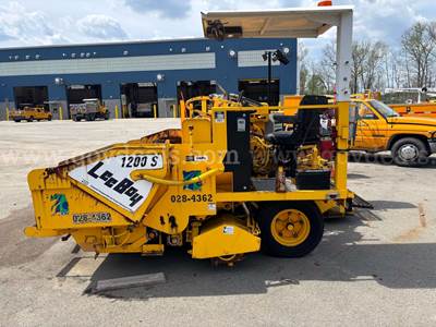2009 LeeBoy 1200 Asphalt Paver