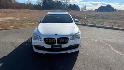2015 BMW 7-SERIES B7 (Very Clean)