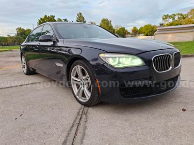 2014 BMW 7-Series. Can arrange shipping, just pay the driver at delivery.