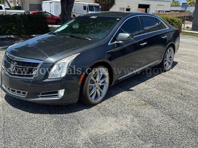 2014 Cadillac XTS VSport Premium - Select a cab style -