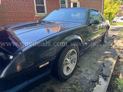 1990 Chevrolet Camaro IROC Z28 coupe
