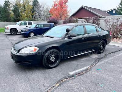 2010 CHEVROLET IMPALA RUNS AND DRIVES SHIPPING AVAILABLE