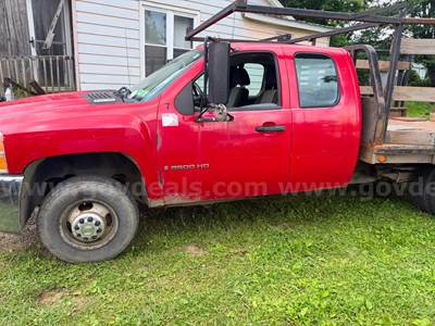 2007 Chevrolet Silverado 3500HD Work Truck Ext. Cab DRW 4WD
