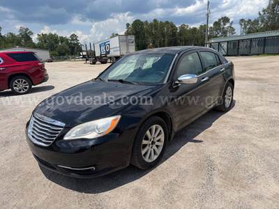 2013 Chrysler 200