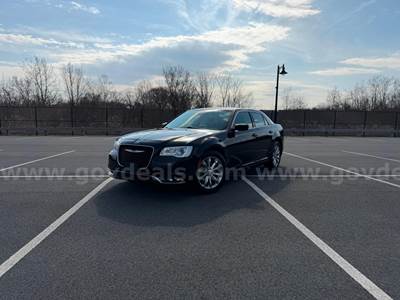 2017 Chrysler 300 Limited AWD