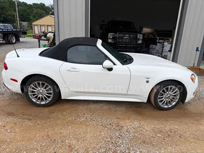 REPO 2018 Fiat Spider 124 Classica