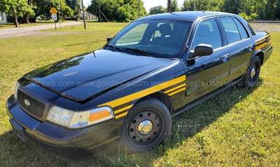 2009 Ford Crown Victoria Police car Ohio Sheriff P71 Interceptor
