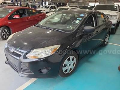 LOW MILES!! 2012 Ford Focus