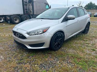 2016 FORD FOCUS SE — 126,812 miles — Clean Title