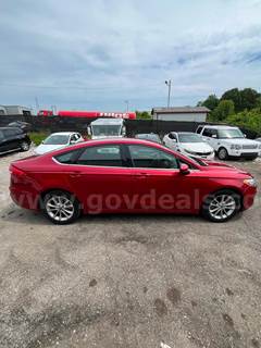 2020 Ford Fusion SE