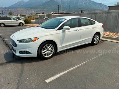 2013 FORD FUSION RUNS AND DRIVES - SHIPPING AVAILABLE