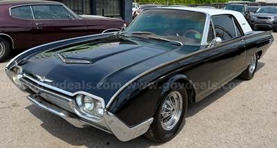 1961 Ford Thunderbird