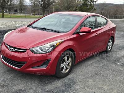 2015 Hyundai Elantra SE Auto 4DR, 1.8L L4 w 147K Miles