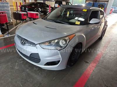 2014 Hyundai Veloster 3dr Cpe Auto w/Black Int FWD 3D Coupe 1.6 4cyl.