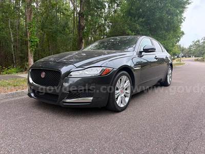 2016 Jaguar XF Premium