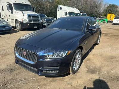 2017 Jaguar XE
