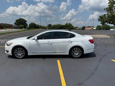 2016 Kia Cadenza