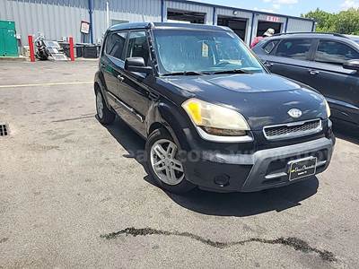2011 Kia Soul + FWD 4D Wagon 2.0 4cyl