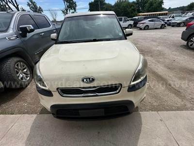 2010 Kia Soul +