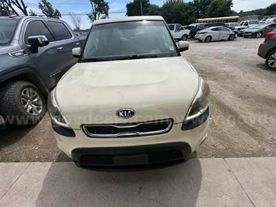 2010 Kia Soul +