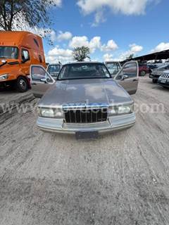 1992 Lincoln Town Car