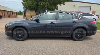 2013 Mazda Mazda6 i