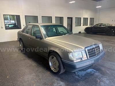 1987 Mercedes-Benz 300