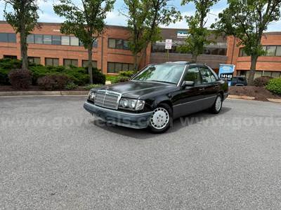 Classic 1993 Mercedes-Benz 300D 150k Miles
