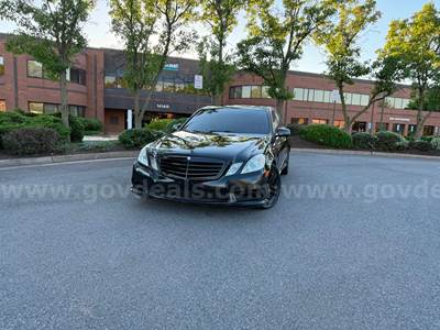 2011 Mercedes-Benz E-Class Luxury