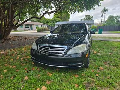 2011 Mercedes-Benz S-Class