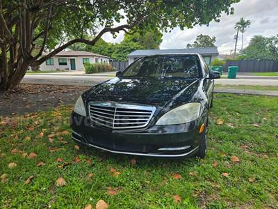 2011 Mercedes-Benz S-Class