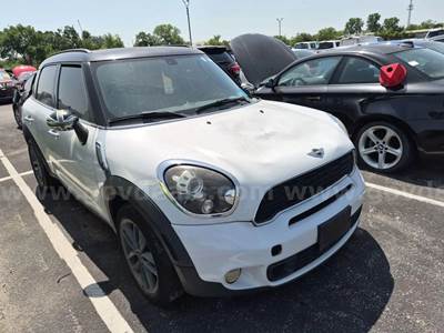 2014 Mini Cooper Countryman S FWD 4D Hatchback 1.6 4cyl. 6-speed Manual