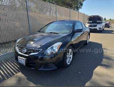 2010 Nissan Altima 2.5 S CVT Coupe