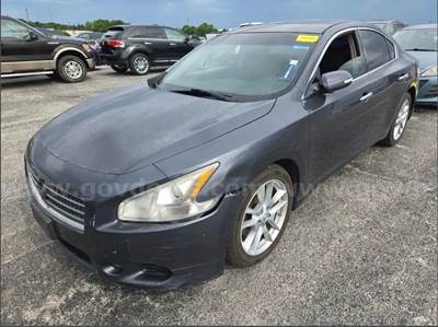 2010 Nissan Maxima SV