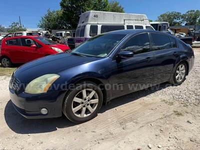 2004 Nissan Maxima