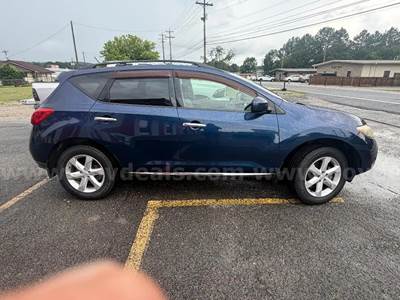 2009 Nissan Murano SL 3.5L FWD clean title/runs and drives