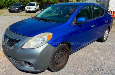 2013 Nissan Versa 1.6 S 4A