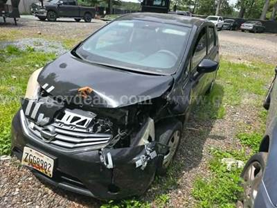 2015 Nissan Versa Note S 5MT