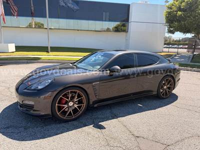 2011 Porsche Panamera 4