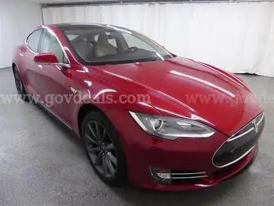 2013 Tesla Model S