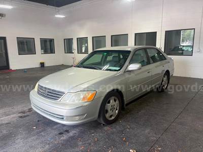 2003 Toyota Avalon XLS