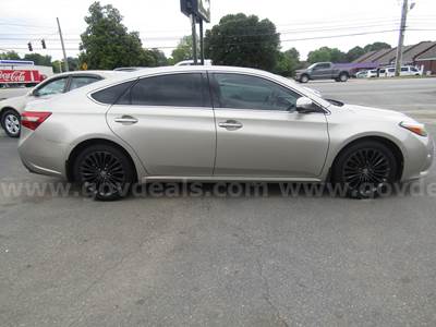 2016 Toyota Avalon XLE