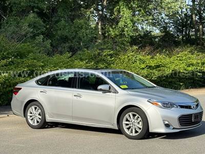 2013 Toyota Avalon XLE