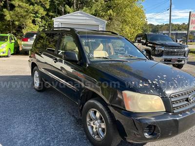 2002 Toyota HIGHLANDER -runs/drives - clean title/clean carfax NO RESERVE