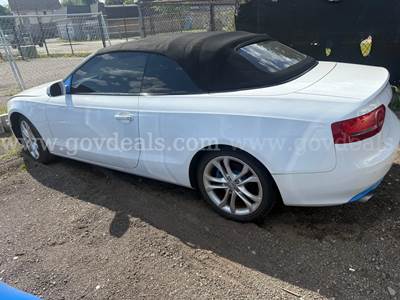 2010 Audi A5 Cabriolet 2.0T quattro Tiptronic