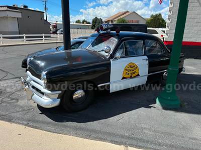 1950 FORD DELUX SHERIFF RUNS AND DRIVES - SHIPPING AVAILABLE