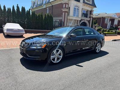 2014 Volkswagen Passat 1.8T SE AT PZEV